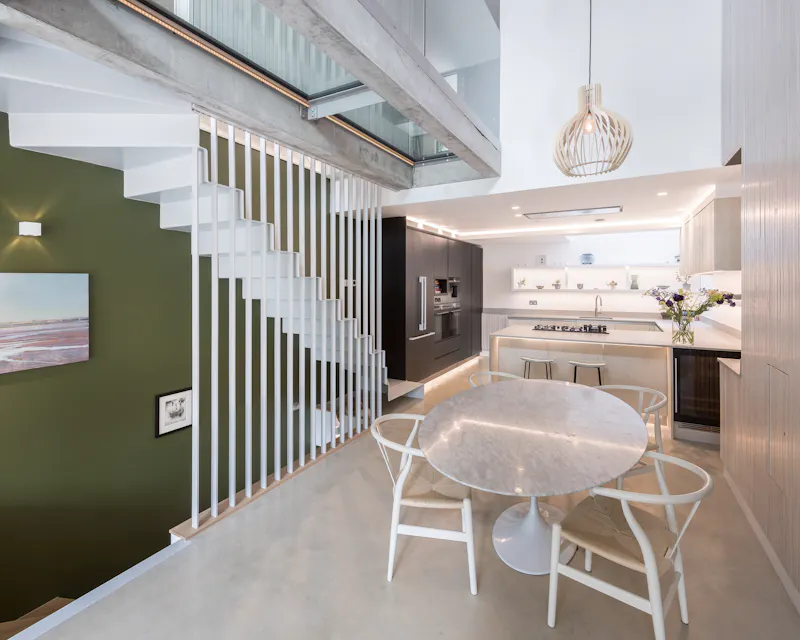 Dining room at Striking modern Dulwich house, D2507 (photo 9)