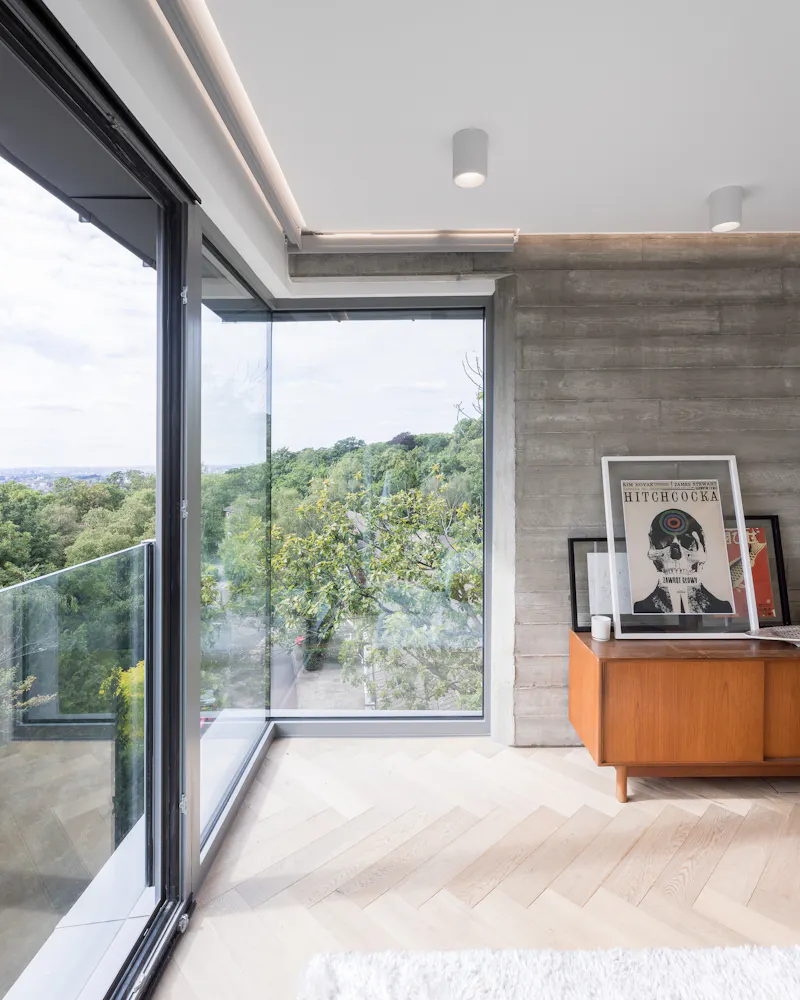 Striking modern Dulwich house, D2507 (photo 21)