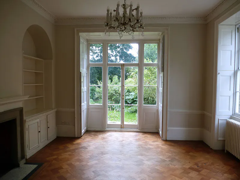 Huge vacant Dulwich house, A1435 (photo 10)