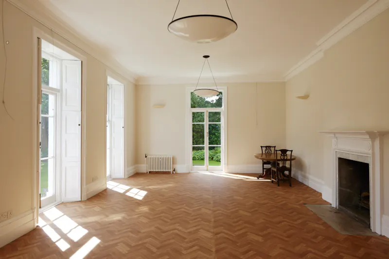 Huge vacant Dulwich house, A1435 (photo 18)