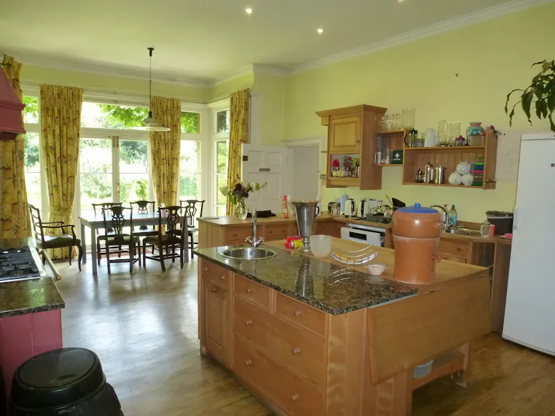 Kitchen at Huge vacant Dulwich house, A1435 (photo 24)