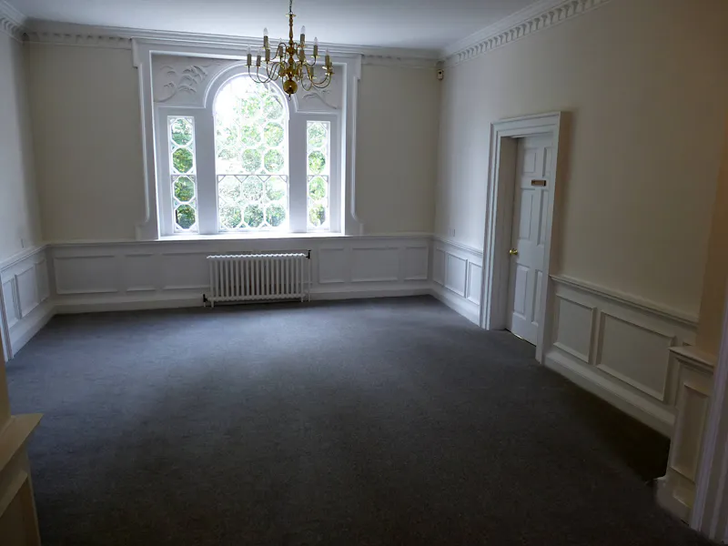 Huge vacant Dulwich house, A1435 (photo 47)