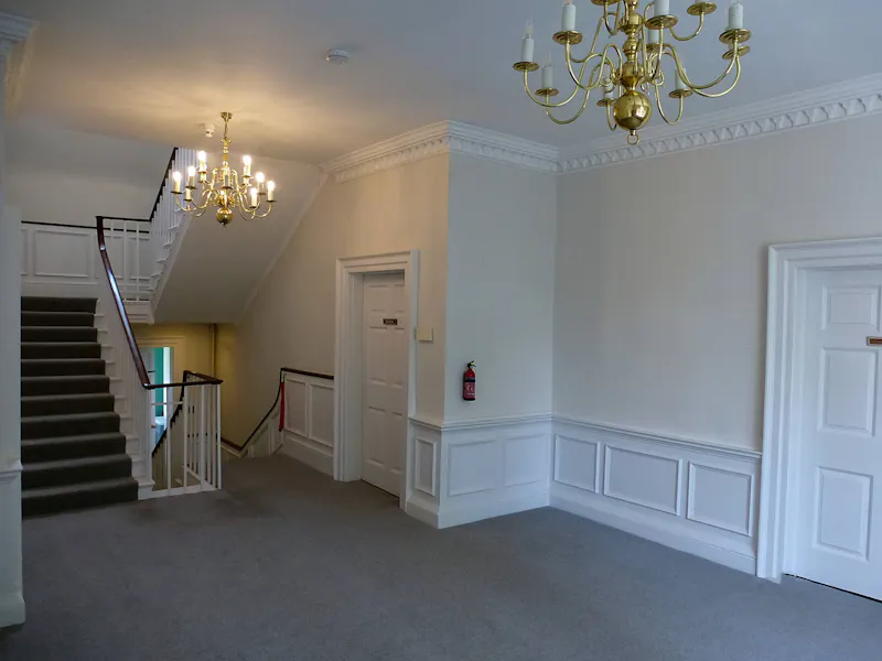 Huge vacant Dulwich house, A1435 (photo 49)