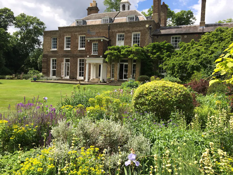 Garden at Huge vacant Dulwich house, A1435 (photo 57)