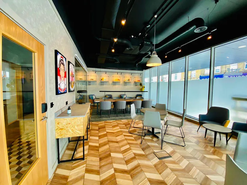 Modern hotel in Whitechapel, R843 (photo 9)