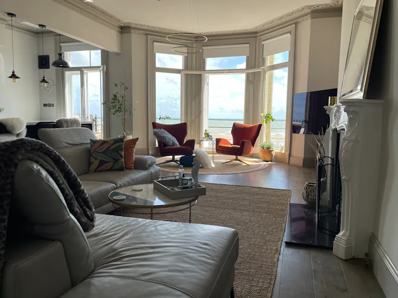 Living Room at Hove Beachfront Flat, F1210 (photo 6)