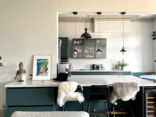 Hove Beachfront Flat, F1210