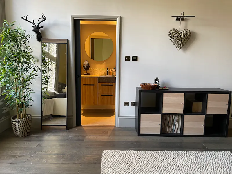 Hove Beachfront Flat, F1210 (photo 18)