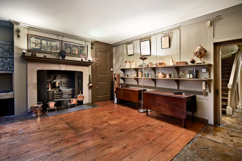 Fireplace at Authentic Soho townhouse , A590 (photo 37)