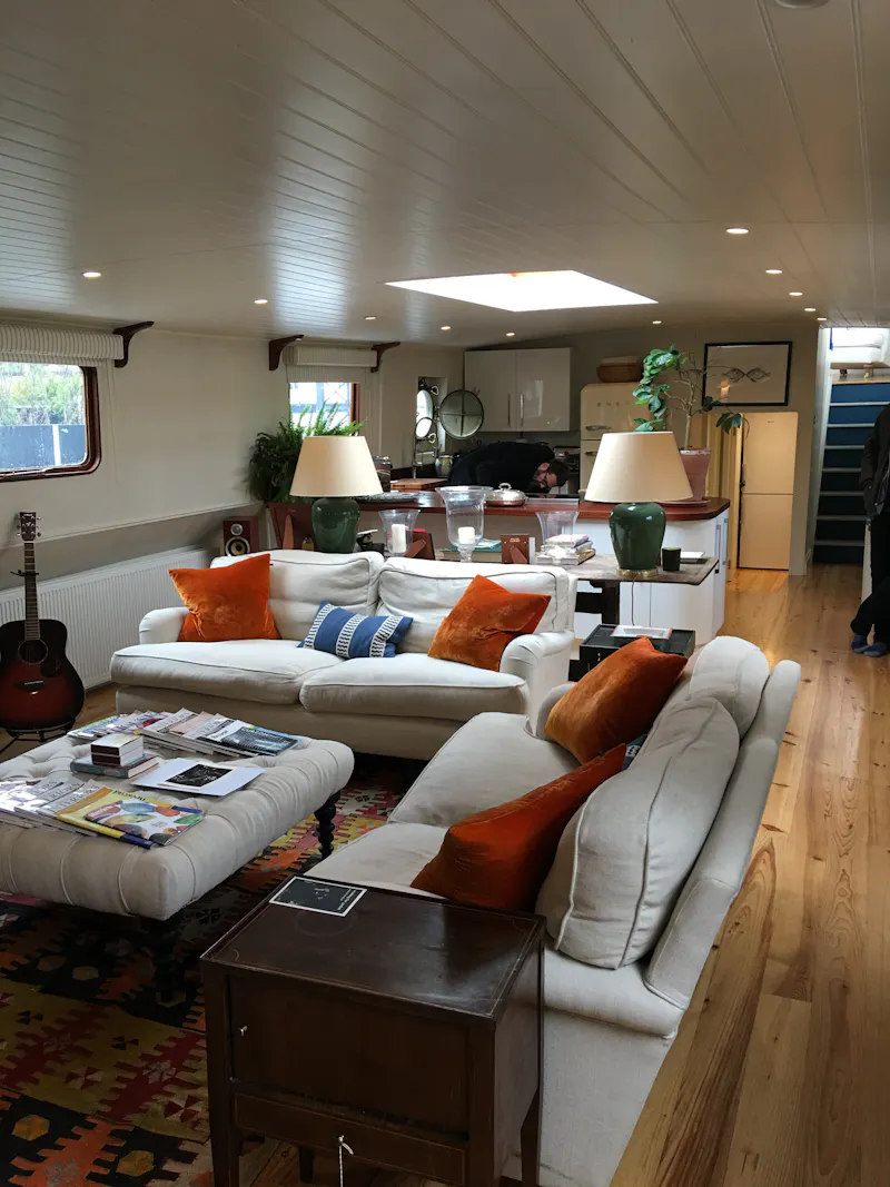 Battersea houseboat, HSE27 (photo 6)