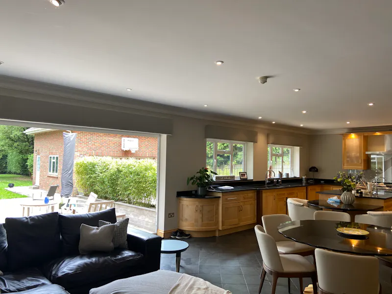 Stoke Poges modern mansion, D2100 (photo 7)