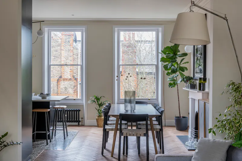 Dining room at Spacious Highbury Apartment, D2510 (photo 9)