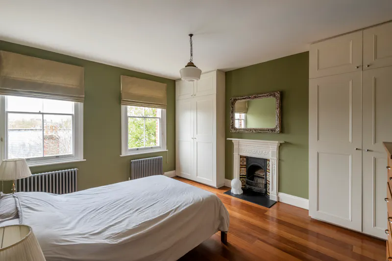 Bedroom at Spacious Highbury Apartment, D2510 (photo 35)