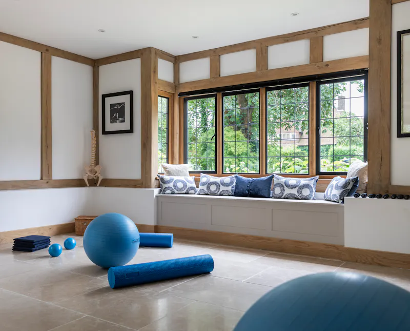 Gym at Modern Woldingham house, D2494 (photo 16)