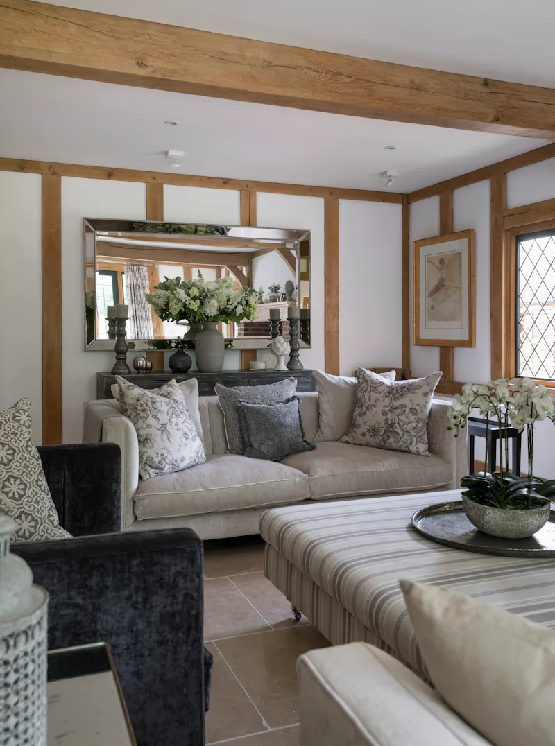 Modern Woldingham house, D2494 (photo 8)