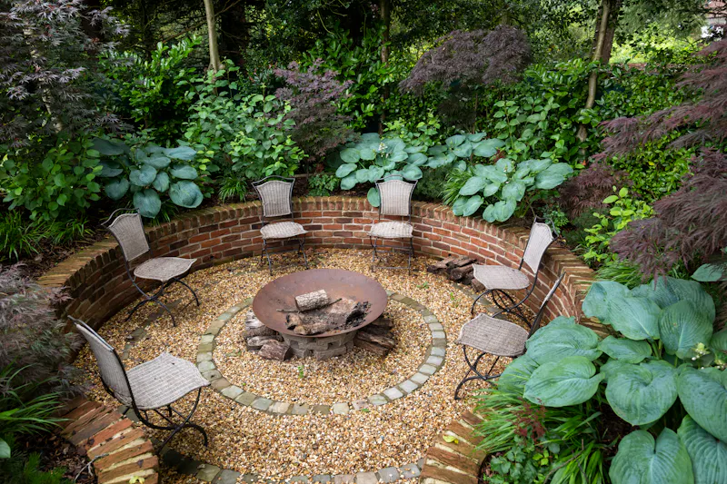 Modern Woldingham house, D2494 (photo 52)