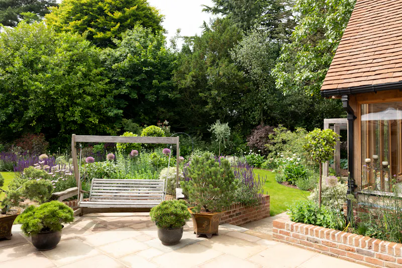 Modern Woldingham house, D2494 (photo 54)