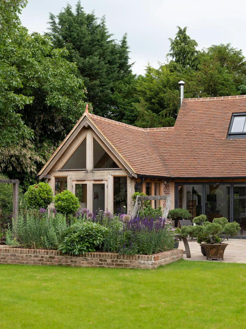Modern Woldingham house, D2494 (photo 62)