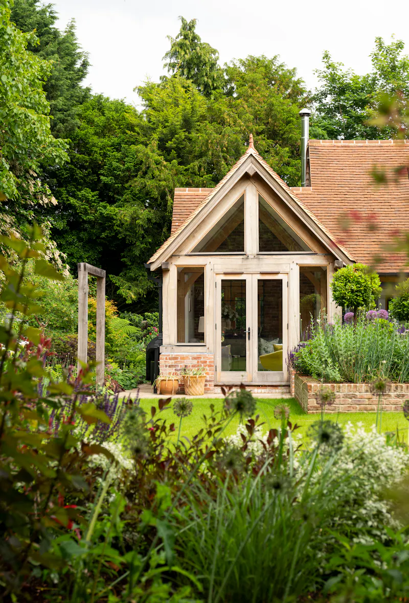 Modern Woldingham house, D2494 (photo 64)