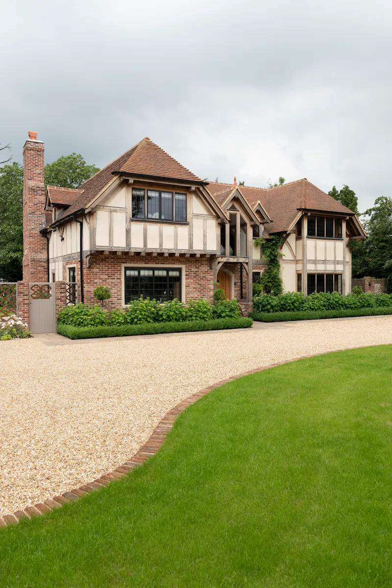 Modern Woldingham house, D2494 (photo 71)