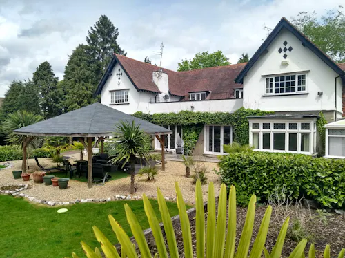 Leicestershire country house, E485