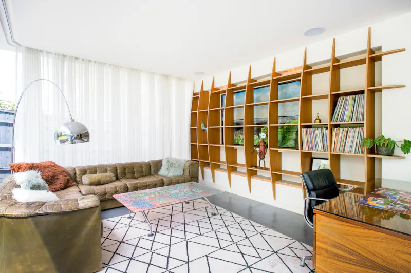 Living Room at Minimal Herne Hill House , K389 (photo 12)