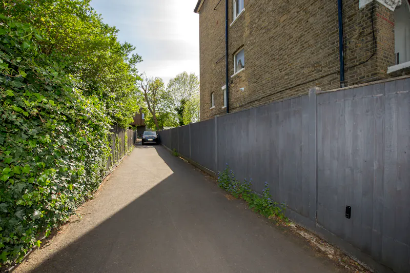 Minimal Herne Hill House , K389 (photo 61)