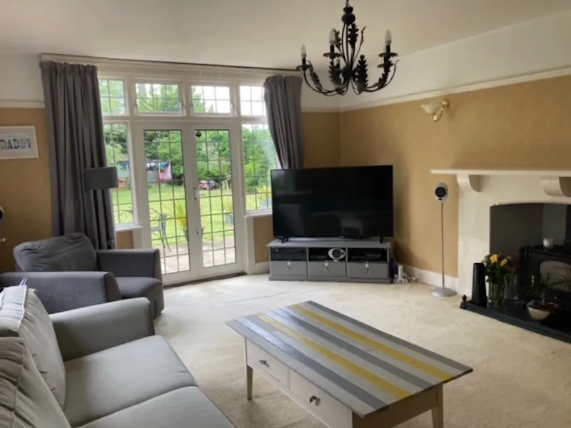 1920s Orpington family house, M314 (photo 13)