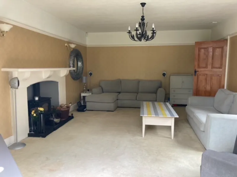 1920s Orpington family house, M314 (photo 12)
