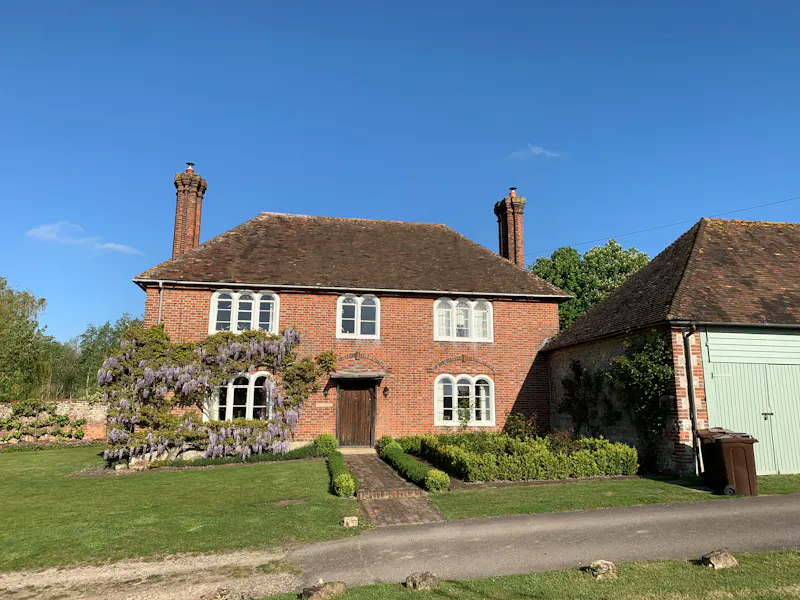 Georgian house near Ashford, A1553 (photo 24)