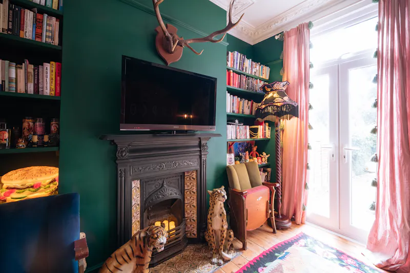 Quirky Victorian Leyton house, B1865 (photo 148)