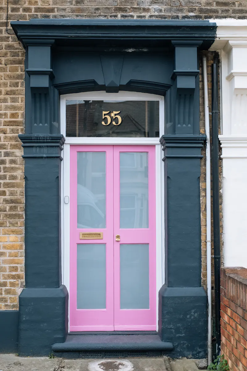 Quirky Victorian Leyton house, B1865 (photo 138)