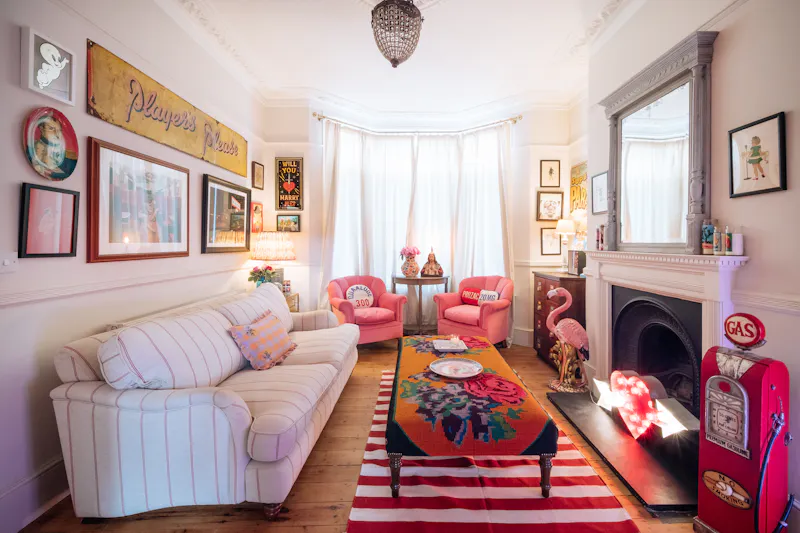 Quirky Victorian Leyton house, B1865 (photo 163)