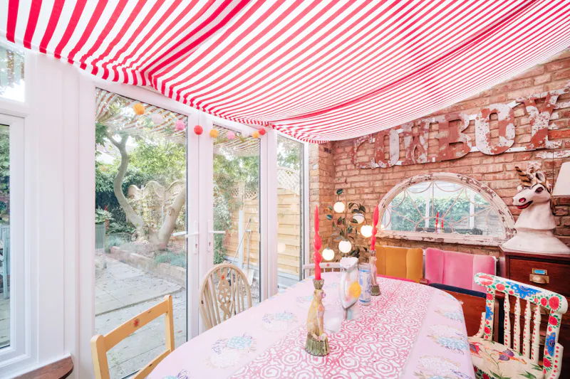 Quirky Victorian Leyton house, B1865 (photo 176)