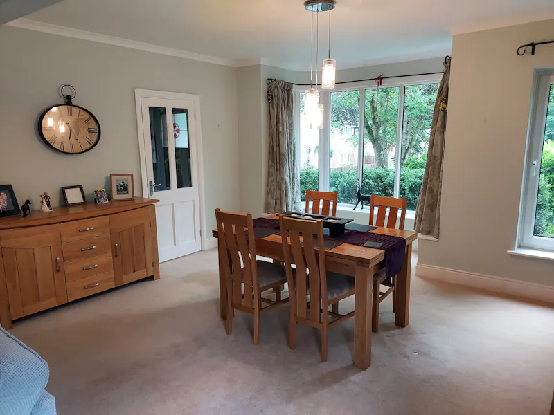 1930s house in Lilley, D2554 (photo 7)