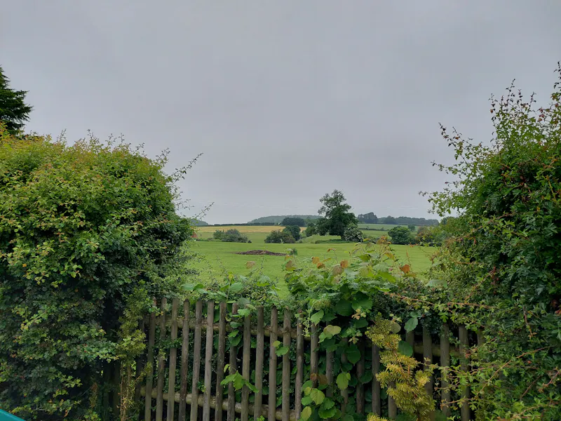 1930s house in Lilley, D2554 (photo 46)