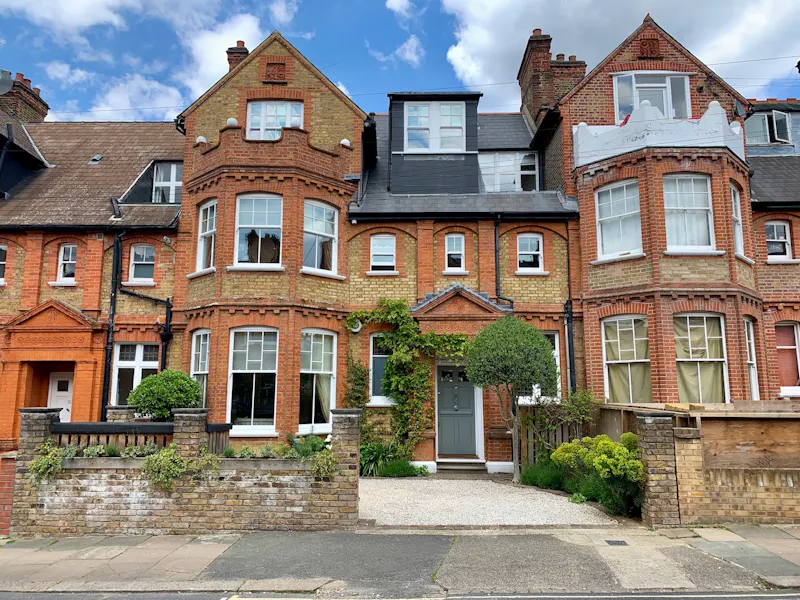 Driveway at Luxe terrace house Streatham, B1916 (photo 1)