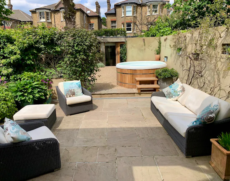 Terrace/Patio at Luxe terrace house Streatham, B1916 (photo 17)