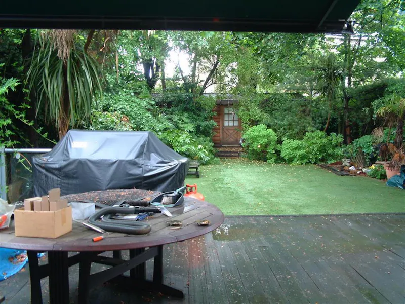 Terrace/Patio at Film location B1914 in London (photo 43)