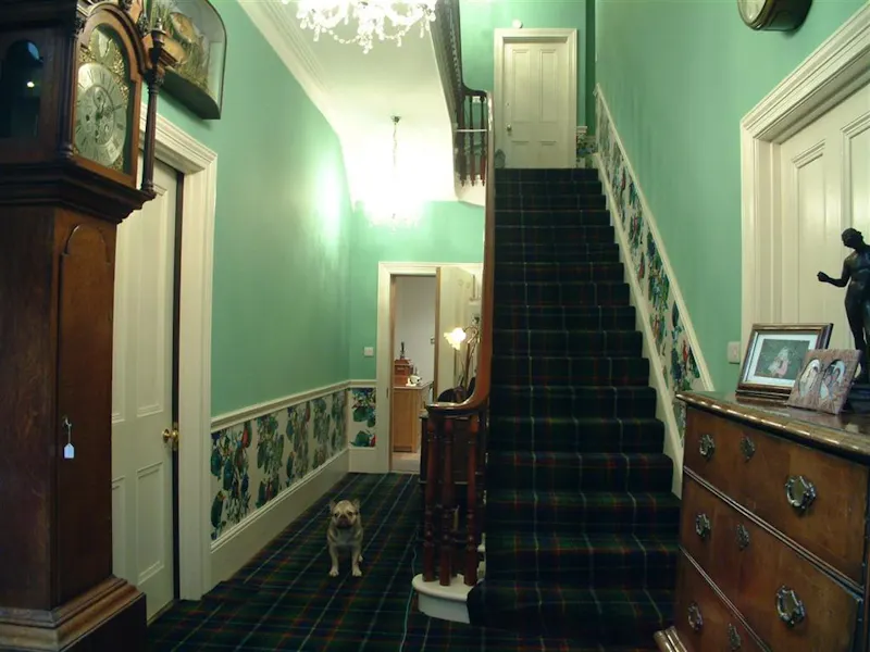 Staircase at Film location B1914 in London (photo 21)