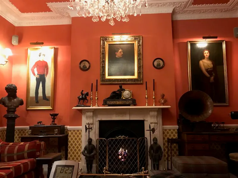 Film location B1914 in London (photo 36)
