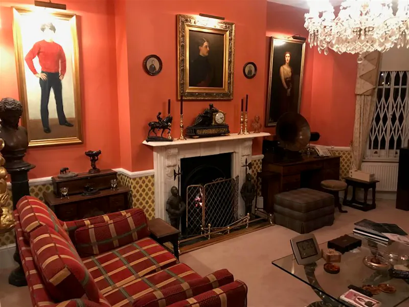 Film location B1914 in London (photo 39)