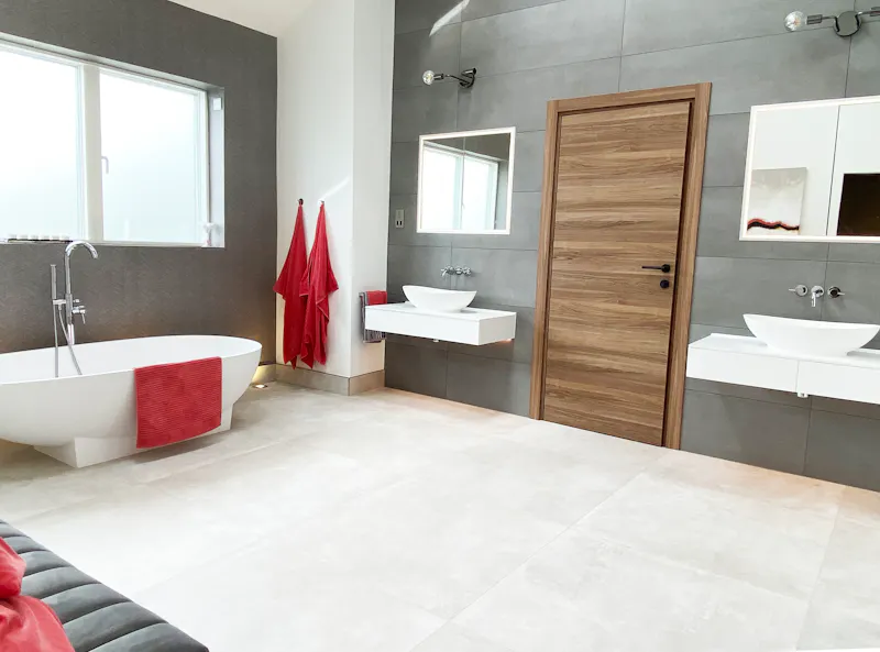 Bathroom at Ultra modern house Manchester, D2550 (photo 15)