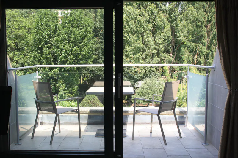 Balcony at Smart Wimbledon house, D1426 (photo 70)