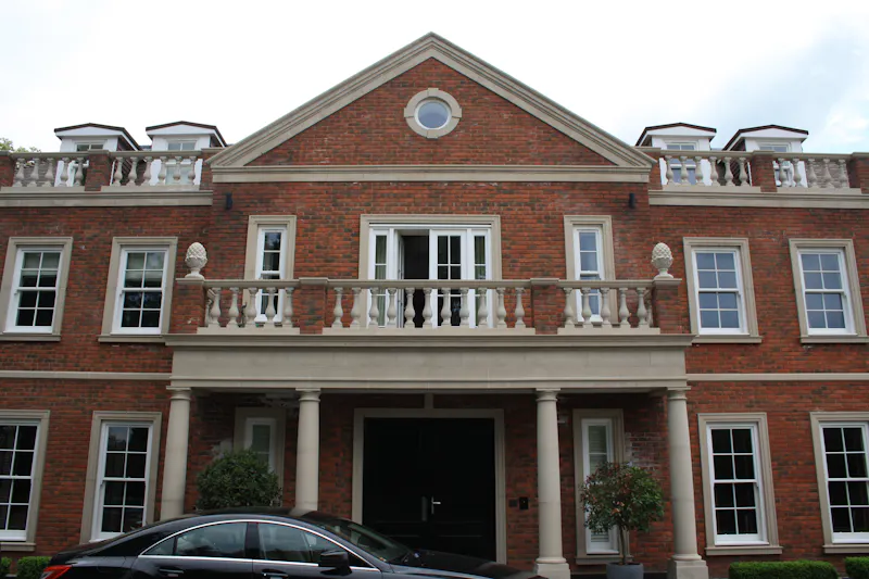Striking Kingston mansion, D2515 (photo 126)