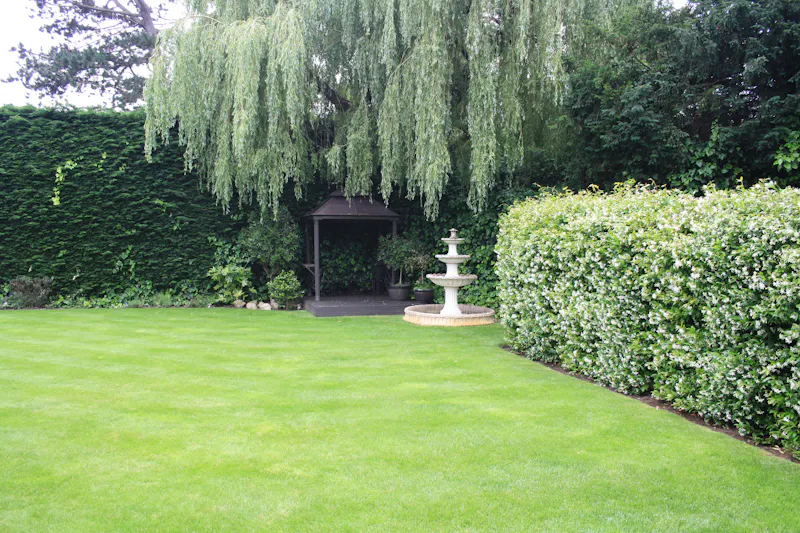 Striking Kingston mansion, D2515 (photo 109)