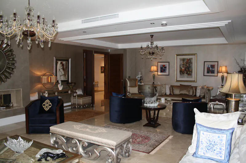 Striking Kingston mansion, D2515 (photo 10)