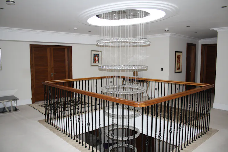 Striking Kingston mansion, D2515 (photo 106)