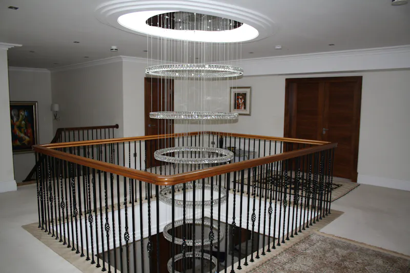 Striking Kingston mansion, D2515 (photo 104)