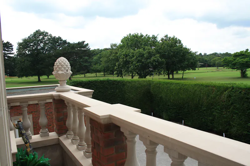Balcony at Striking Kingston mansion, D2515 (photo 46)